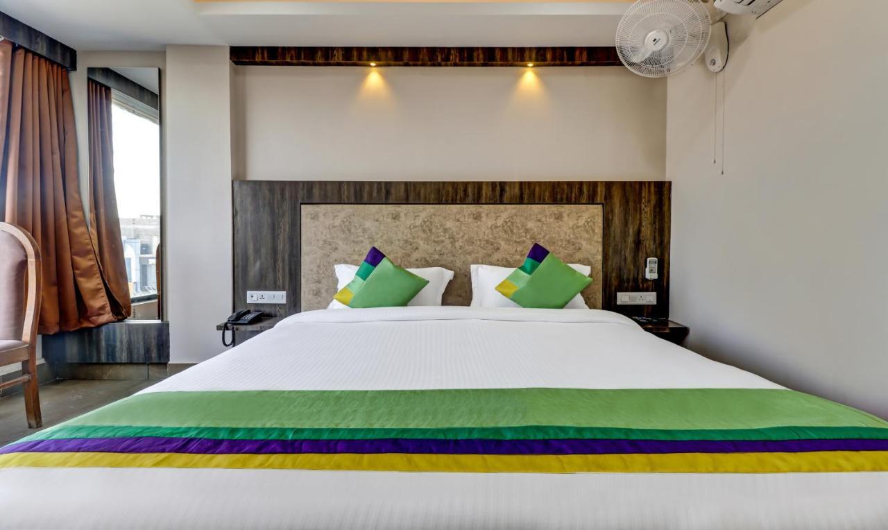 Hotel Bikalal, Bikaner Buitenkant foto
